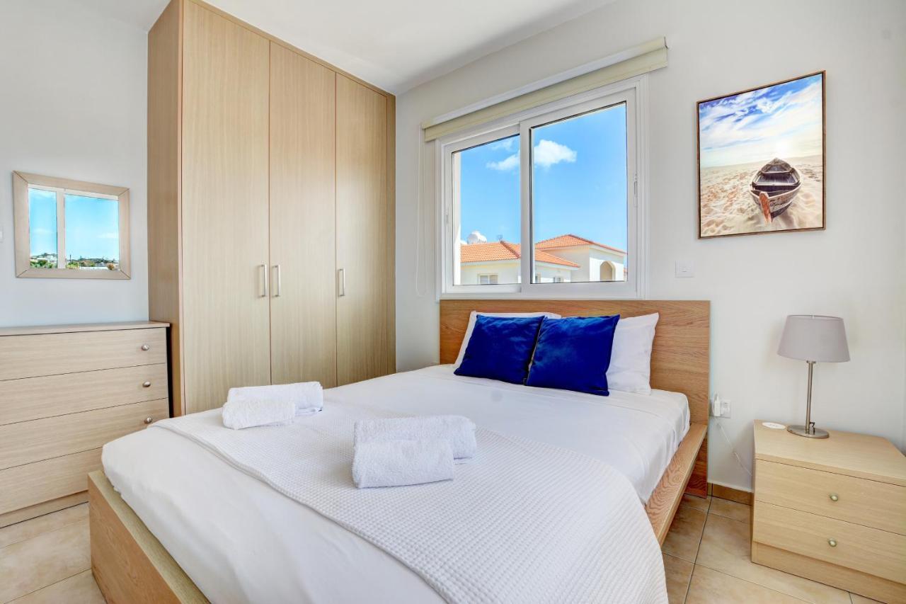 ♥ Sunny&Cozy Family Apartment ★ Walk To The Beach☼ Paralímni Extérieur photo