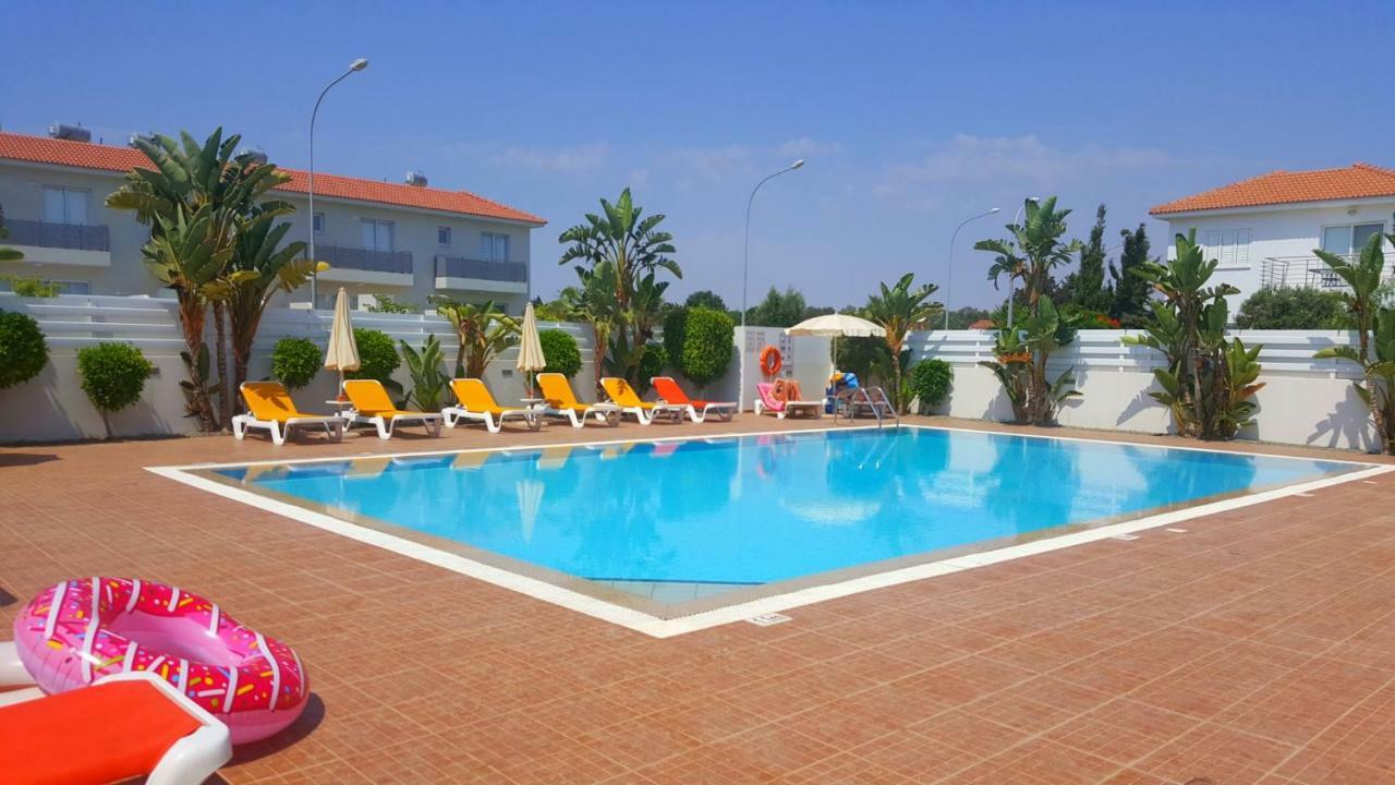 ♥ Sunny&Cozy Family Apartment ★ Walk To The Beach☼ Paralímni Extérieur photo