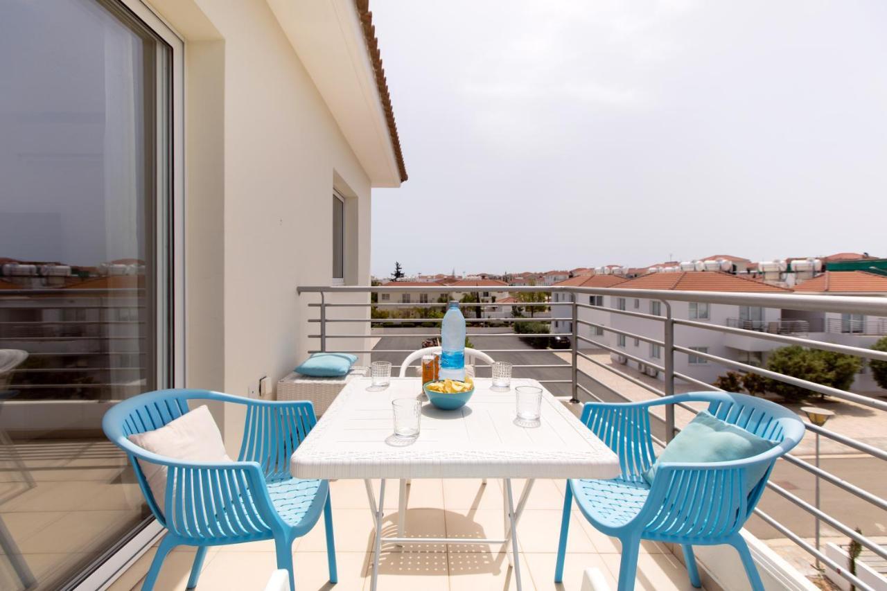 ♥ Sunny&Cozy Family Apartment ★ Walk To The Beach☼ Paralímni Extérieur photo